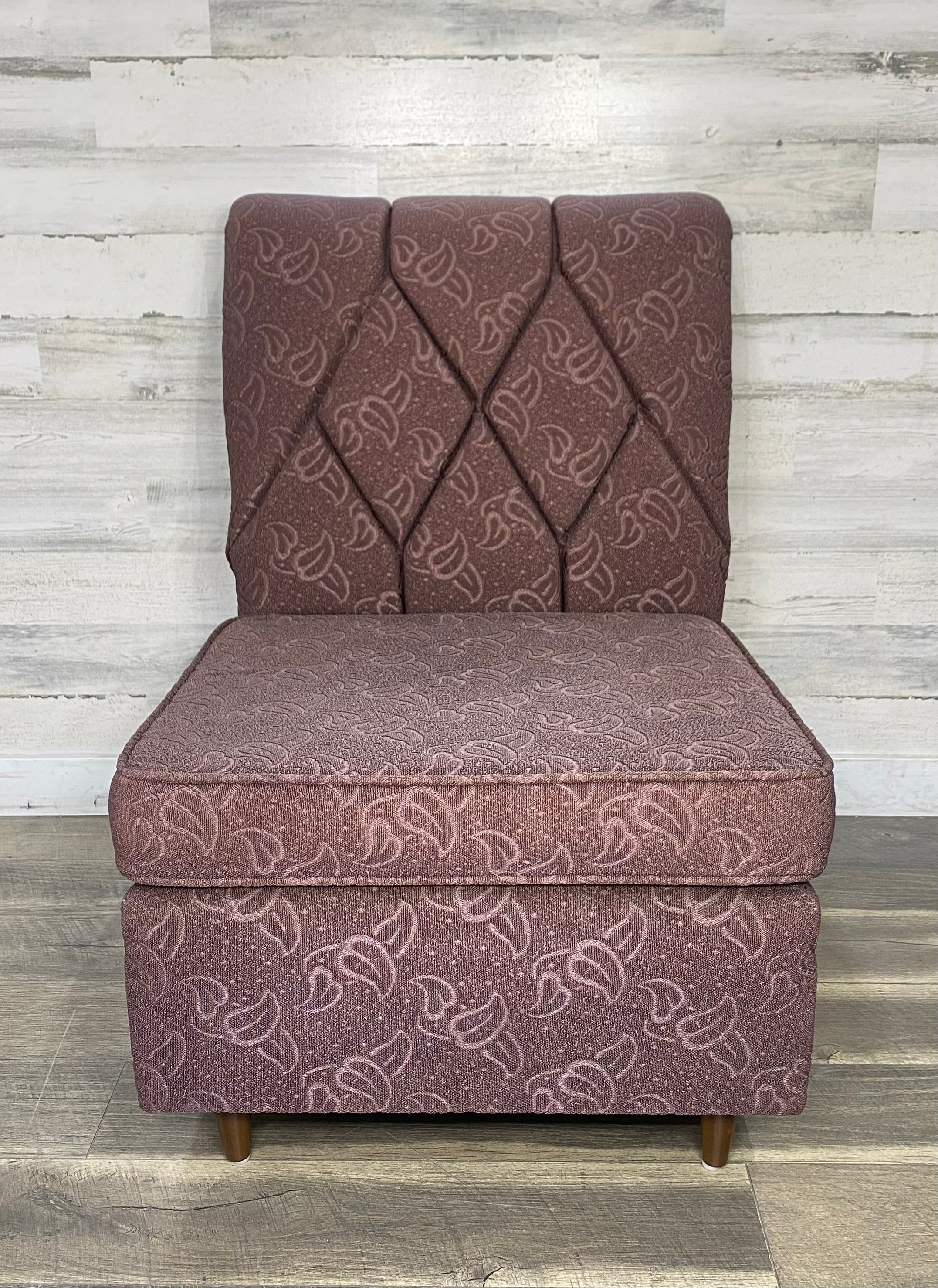 Mid Century Modern Slipper Accent Chair